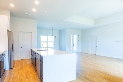 House in Port Charlotte, Florida 3 bedrooms, 169.64 sq.m. № 1792080 - photo 17