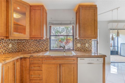 House in Boca Raton, Florida 3 bedrooms, 160.26 sq.m. № 1890685 - photo 23