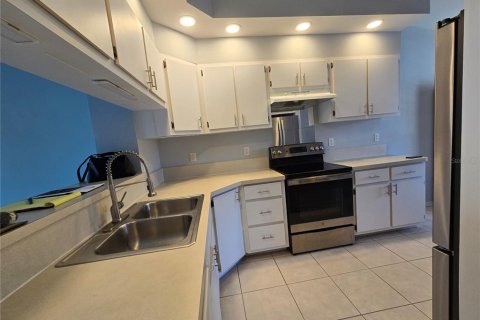 Copropriété à louer à Lake Suzy, Floride: 2 chambres, 106.84 m2 № 1647845 - photo 12