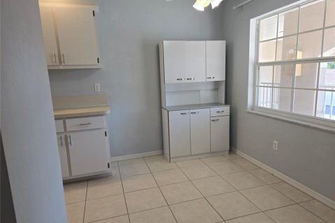 Copropriété à louer à Lake Suzy, Floride: 2 chambres, 106.84 m2 № 1647845 - photo 16