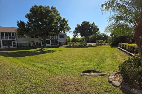 Copropriété à louer à Lake Suzy, Floride: 2 chambres, 106.84 m2 № 1647845 - photo 18