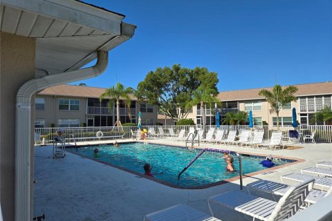 Copropriété à louer à Lake Suzy, Floride: 2 chambres, 106.84 m2 № 1647845 - photo 20