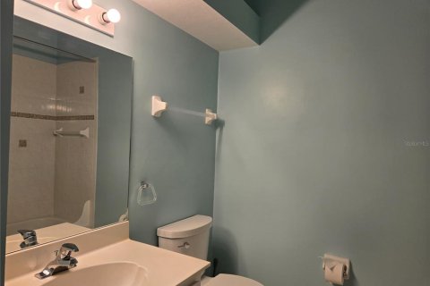 Copropriété à louer à Lake Suzy, Floride: 2 chambres, 106.84 m2 № 1647845 - photo 5