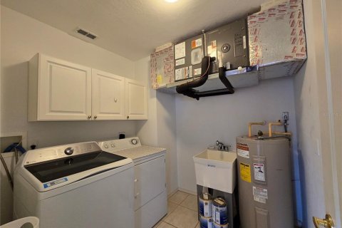 Copropriété à louer à Lake Suzy, Floride: 2 chambres, 106.84 m2 № 1647845 - photo 7