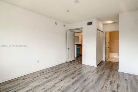 Copropriété à louer à Miramar, Floride: 2 chambres, 90.77 m2 № 2385166 - photo 13