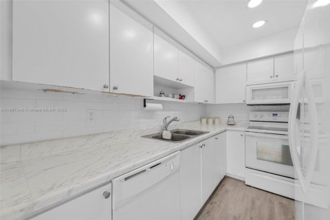 Casa en venta en Homestead, Florida, 3 dormitorios, 103.12 m2 № 1749792 - foto 13