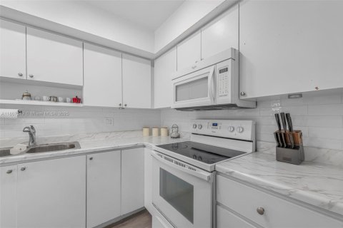 Casa en venta en Homestead, Florida, 3 dormitorios, 103.12 m2 № 1749792 - foto 12