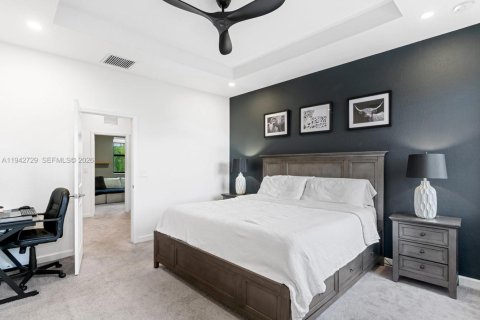 Adosado en venta en Miami, Florida, 3 dormitorios, 137.31 m2 № 2000774 - foto 23