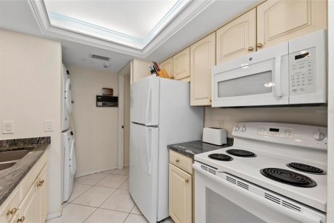 Купить кондоминиум в Сарасота, Флорида 6 комнат, 79.15м2, № 1717003 - фото 10