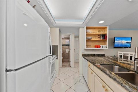Купить кондоминиум в Сарасота, Флорида 6 комнат, 79.15м2, № 1717003 - фото 13