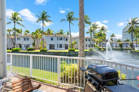 Villa ou maison à vendre à Aventura, Floride: 3 chambres, 231.7 m2 № 1776406 - photo 30