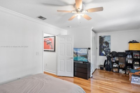 Villa ou maison à vendre à Aventura, Floride: 3 chambres, 231.7 m2 № 1776406 - photo 25