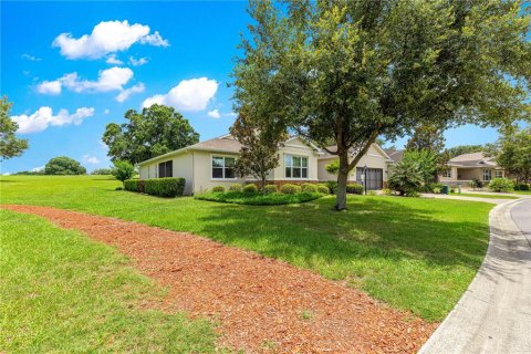 House in Ocala, Florida 3 bedrooms, 227.8 sq.m. № 1785154 - photo 2