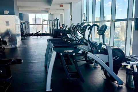 Condo in Miami, Florida  № 2003554 - photo 16