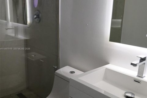 Condominio en alquiler en Miami, Florida, 2 dormitorios, 76.64 m2 № 2066119 - foto 24