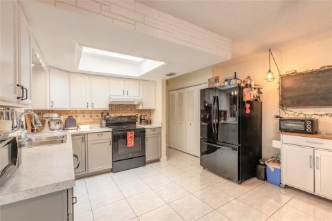 Купить виллу или дом в Порт-Оранж, Флорида 10 комнат, 145.11м2, № 1591115 - фото 14