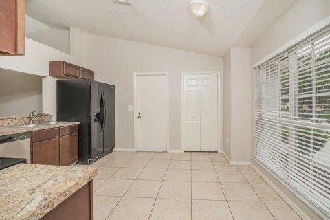 Villa ou maison à louer à Lakeland, Floride: 3 chambres, 115.48 m2 № 2100447 - photo 6
