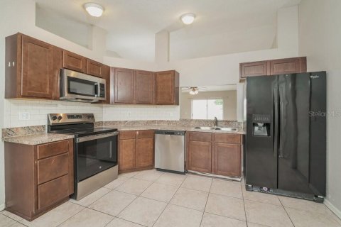 Villa ou maison à louer à Lakeland, Floride: 3 chambres, 115.48 m2 № 2100447 - photo 5