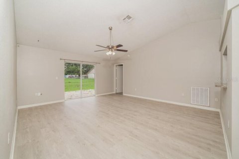 Villa ou maison à louer à Lakeland, Floride: 3 chambres, 115.48 m2 № 2100447 - photo 3