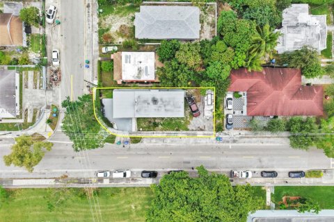 Купить виллу или дом в Майами, Флорида 2 спальни, 88.72м2, № 2007163 - фото 3