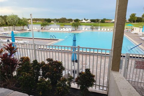 Condo in Orlando, Florida, 2 bedrooms  № 1919051 - photo 24