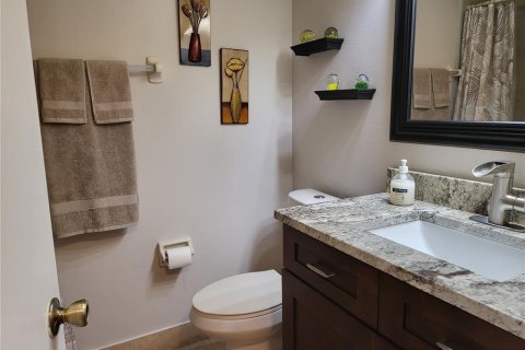 Condo in Orlando, Florida, 2 bedrooms  № 1919051 - photo 9