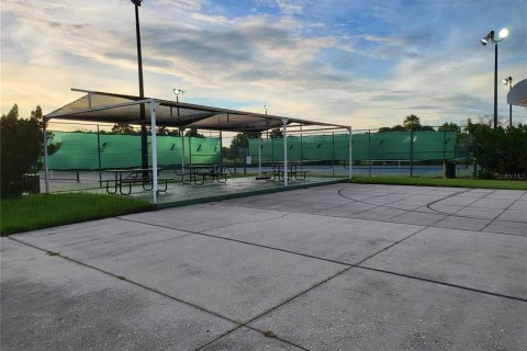 Condo in Orlando, Florida, 2 bedrooms  № 1919051 - photo 20