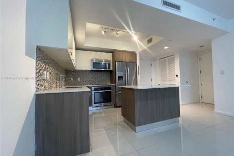 Condominio en alquiler en Doral, Florida, 2 dormitorios, 88.26 m2 № 1839419 - foto 4