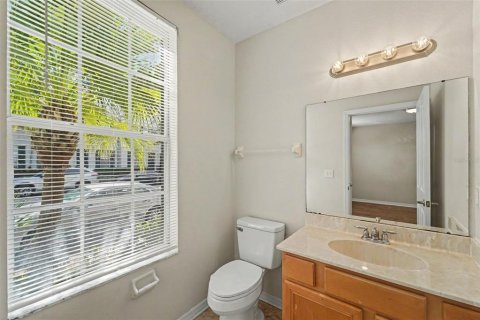 Townhouse in Tampa, Florida 3 bedrooms, 136.57 sq.m. № 2427029 - photo 13