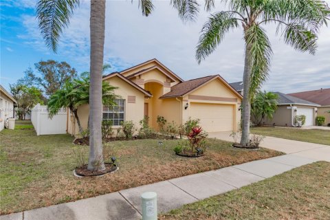 Casa en venta en Brandon, Florida, 3 dormitorios, 136.66 m2 № 1833926 - foto 4