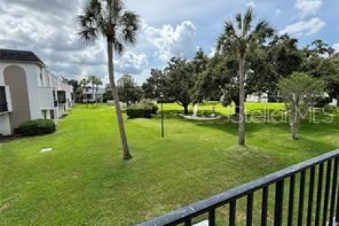 Condominio en alquiler en Brandon, Florida, 2 dormitorios, 102.01 m2 № 1902191 - foto 2