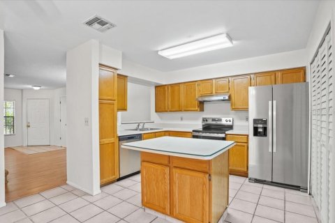 Townhouse in Apopka, Florida 3 bedrooms, 123.47 sq.m. № 1905614 - photo 9