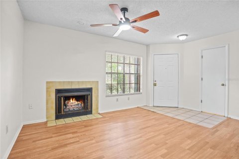 Townhouse in Apopka, Florida 3 bedrooms, 123.47 sq.m. № 1905614 - photo 6