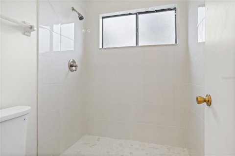 Townhouse in Apopka, Florida 3 bedrooms, 123.47 sq.m. № 1905614 - photo 18