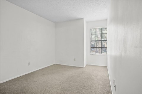 Townhouse in Apopka, Florida 3 bedrooms, 123.47 sq.m. № 1905614 - photo 22