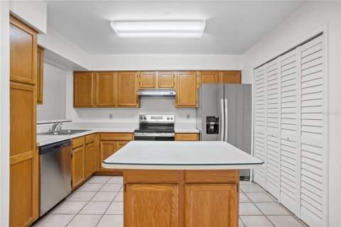 Townhouse in Apopka, Florida 3 bedrooms, 123.47 sq.m. № 1905614 - photo 8
