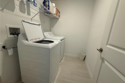 Casa en alquiler en Plant City, Florida, 6 dormitorios, 239.69 m2 № 1870257 - foto 23