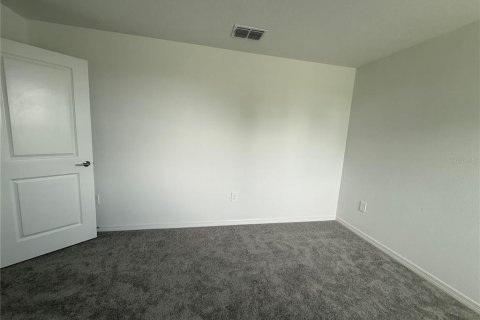 Casa en alquiler en Plant City, Florida, 6 dormitorios, 239.69 m2 № 1870257 - foto 11