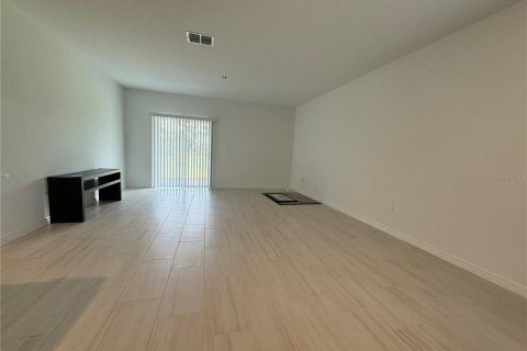 Casa en alquiler en Plant City, Florida, 6 dormitorios, 239.69 m2 № 1870257 - foto 6