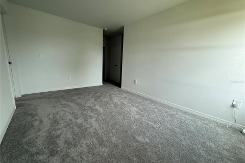 Casa en alquiler en Plant City, Florida, 6 dormitorios, 239.69 m2 № 1870257 - foto 27
