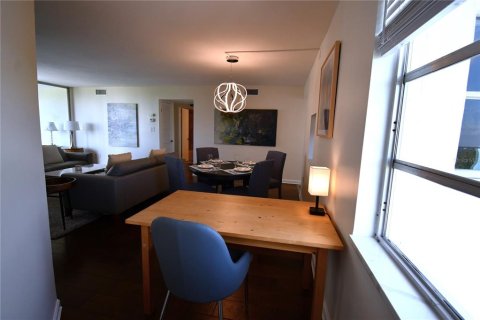 Condo in Sarasota, Florida, 3 bedrooms  № 1266978 - photo 11