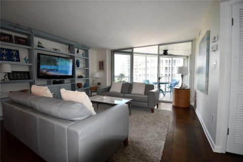 Condo in Sarasota, Florida, 3 bedrooms  № 1266978 - photo 7