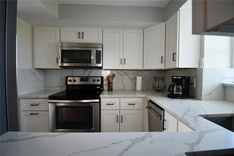 Condo in Sarasota, Florida, 3 bedrooms  № 1266978 - photo 14