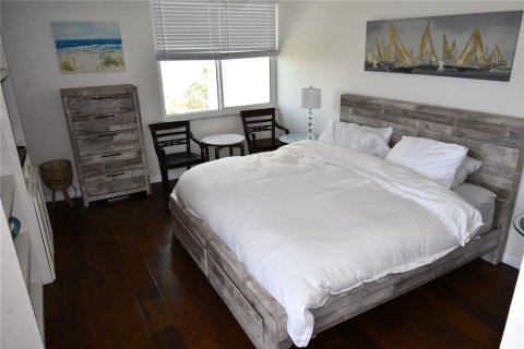 Condo in Sarasota, Florida, 3 bedrooms  № 1266978 - photo 16