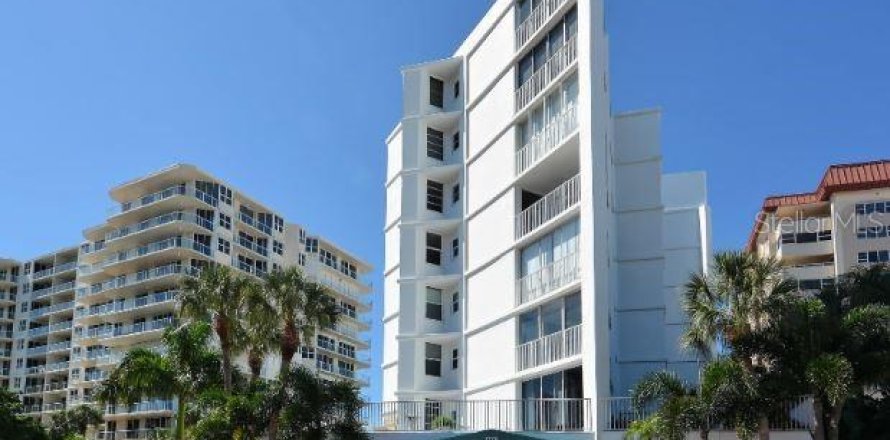 Condo in Sarasota, Florida, 3 bedrooms № 1266978