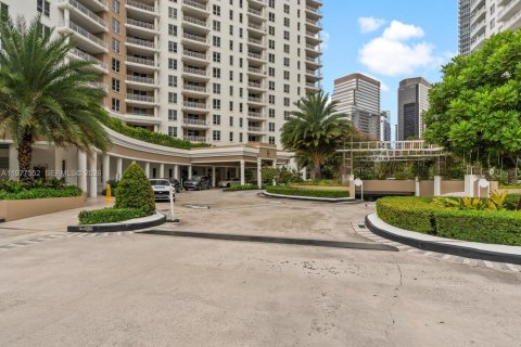 Copropriété à vendre à Miami, Floride: 1 chambre, 77.48 m2 № 2041919 - photo 15