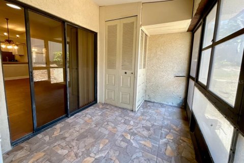 House in Dunedin, Florida 2 bedrooms, 90.12 sq.m. № 1909721 - photo 12