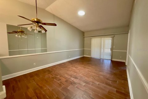 House in Dunedin, Florida 2 bedrooms, 90.12 sq.m. № 1909721 - photo 8