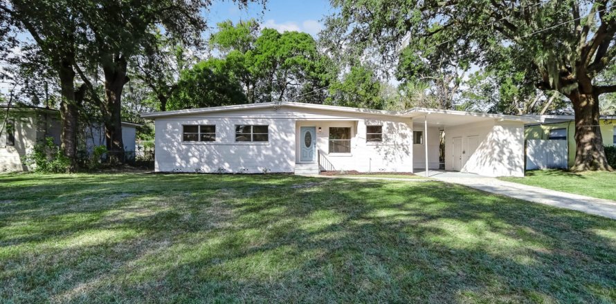 House in Jacksonville, Florida 3 bedrooms, 119.94 sq.m. № 832247