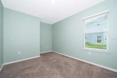 House in Poinciana, Florida 4 bedrooms, 174.1 sq.m. № 2400266 - photo 7